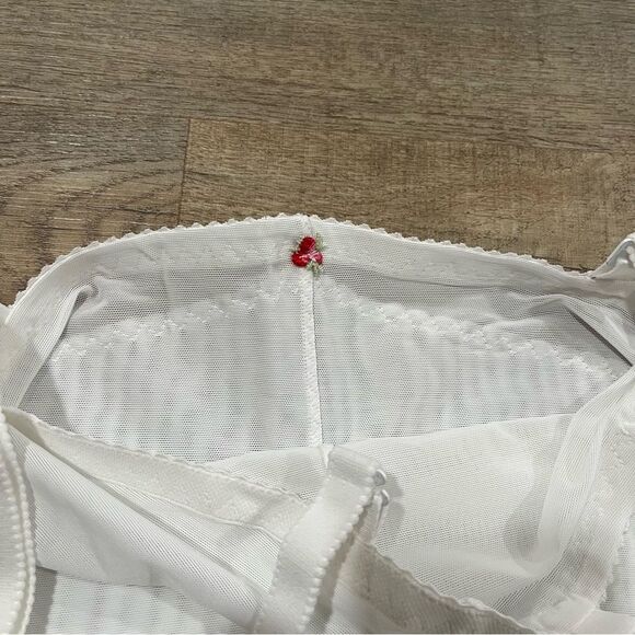 Design Veronique Style 1655 Body Girdle in white size small - Picture 7 of 9